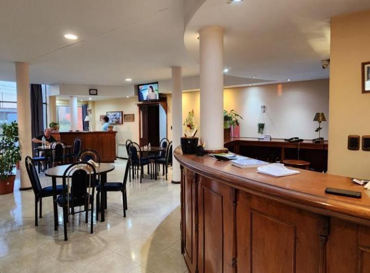 Edificio Comercial en venta - 15 Dormitorios 16 Baños 8 Cocheras - 658Mts2 - Carlos Tejedor 4