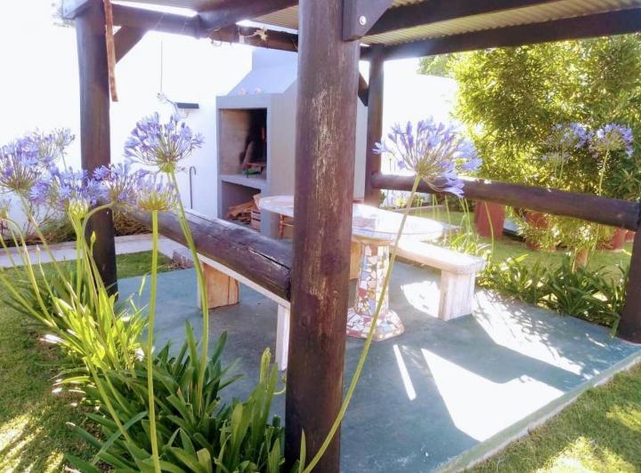 Complejo de Cabañas en venta - 4 Dormitorios 3 Baños - Cocheras - Necochea 5