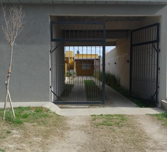 Edificio Comercial en venta - 3 Dormitorios 3 Baños - Cochera - 400Mts2 - Chascomus 1