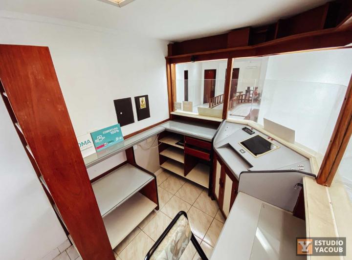 Edificio Comercial en venta - 7 Consultorios 3 Dormitorios 7 Baños - 428Mts2 - Berisso 4