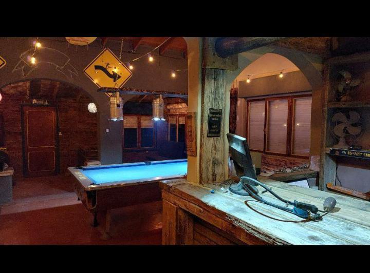 Edificio Comercial en venta - Cabañas - Baños - 1.700.000Mts2 - San Eduardo del Mar 3