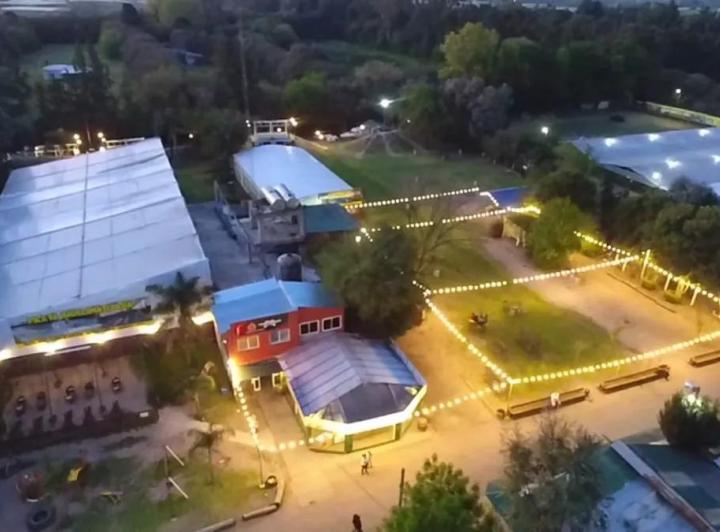 Complejo de cabañas en venta - 32 Dormitorios 40 Baños - 40.000Mts2 - Florencio Varela 2