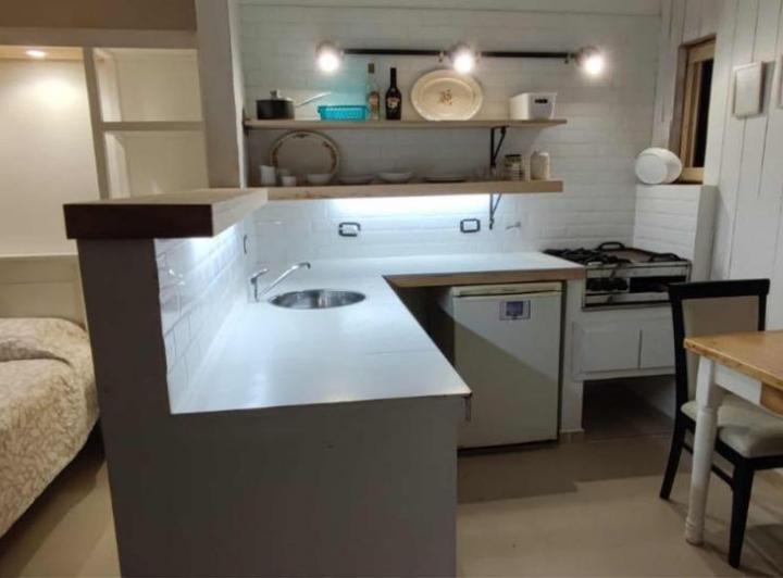 Edificio Comercial en Venta - 6 Cabañas 8 Dormitorios - 1000m2 - Mar Azul 2