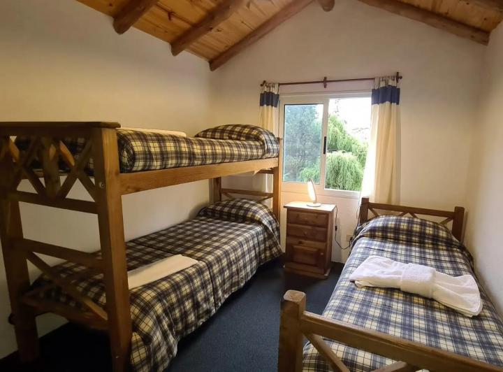Complejo de Cabañas en venta - 6 Dormitorios 3 Baños - 1.000Mts2 - Luján de Cuyo, Mendoza 3