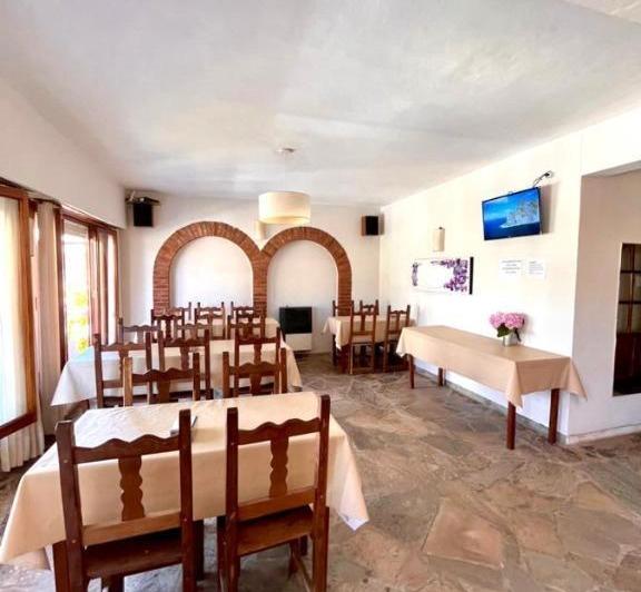 Hotel en venta - 30 Habitaciones - 750mts2 - Villa Gesell 2