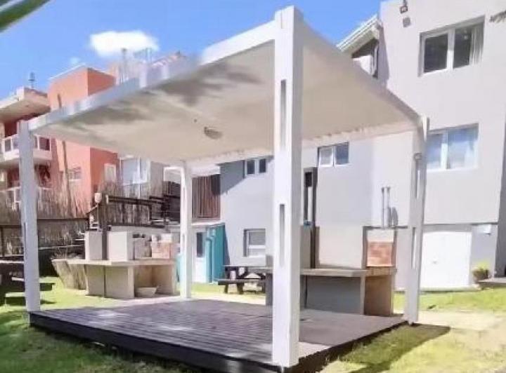 Complejo de viviendas en venta - 11 Unidades - 1.300Mts2 - Mar Azul 4