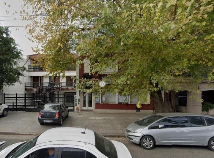 Edificio Comercial en venta - 7 Oficinas 5 Baños - SUM - 360Mts2 - Agronomía 2