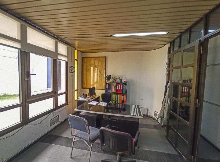 Nava Industrial en venta - Oficinas - 3 Baños - Cocheras - 2.500Mts2 - Rosario 5