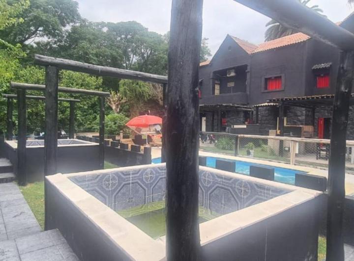 Edificio Comercial en venta - Hotel - Tanti 2