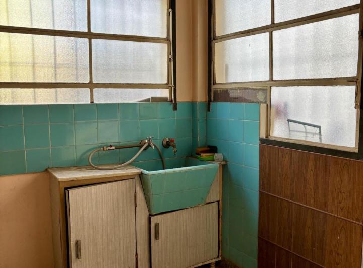 Casa en venta - 4 Dormitorios 3 Baños - Coghlan 3