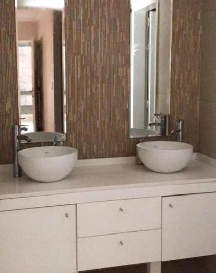 Casa en Venta - 4 Dormitorios 4 Baños - 800 mts2 - Ezeiza, Buenos Aires 3