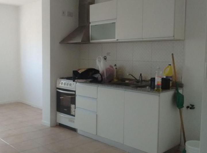 Departamento monoambiente - 1 baño - 30Mts2 - Berazategui 4