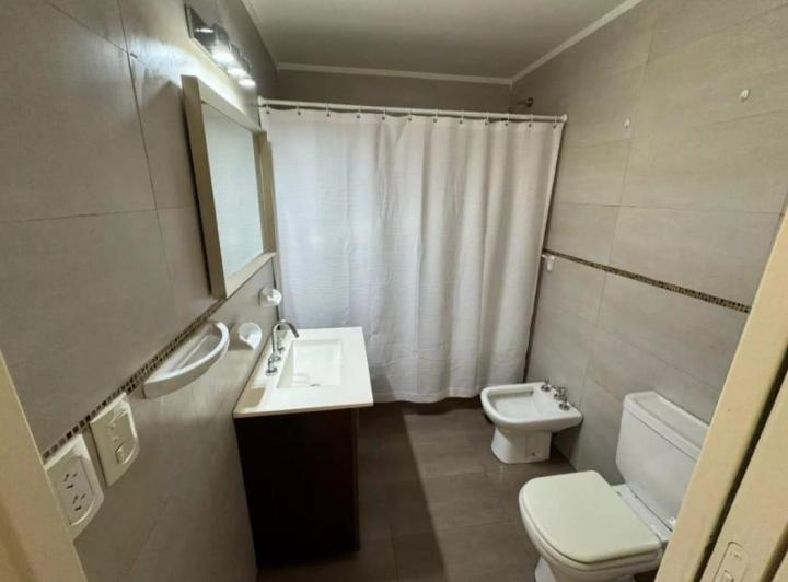 Departamento en venta - 1 Dormitorio 1 Baño 1 Cochera -  Merlo 2