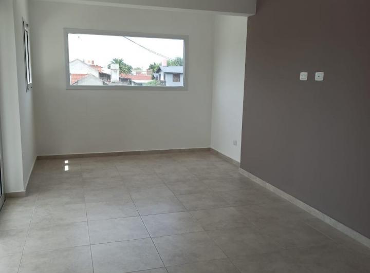Departamento en venta - 2 Dormitorios 1 Baño - 85Mts2 - Miramar 5