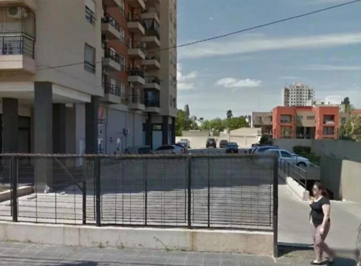 Departamento en venta - 3 Dormitorios 2 Baños - Cochera - 85Mts2 - San Miguel 2