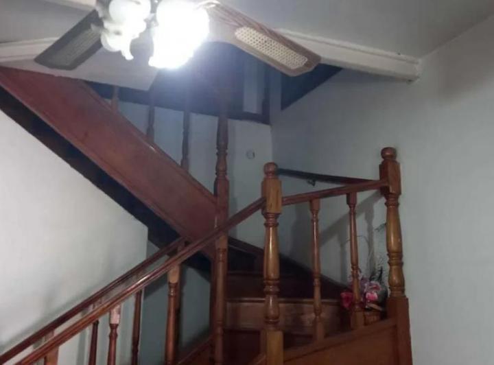 Casa venta - 4 dormitorios 3 baños - 300mts2 totales - General San Martin 2