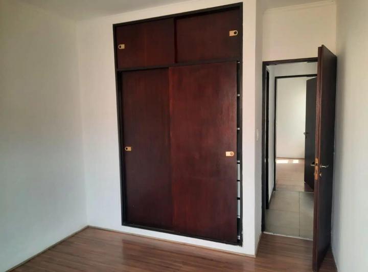 Casa en venta - 2 Dormitorios 1 Baño - Cochera - 110Mts2 - Chivilcoy 5