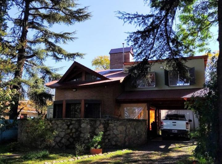 Casa en venta - 3 Dormitorios 2 Baños - 750Mts2 - Villa del Dique, Córdoba 3