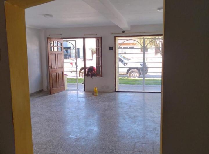 Local en venta - 2 Salones 1 Baño - 59Mts2 - Coronel Brandsen 3