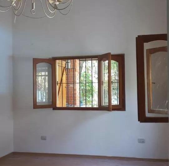 Casa en venta - 4 Dormitorios 4 Baños - Cochera - 950Mts2 - José C. Paz 4