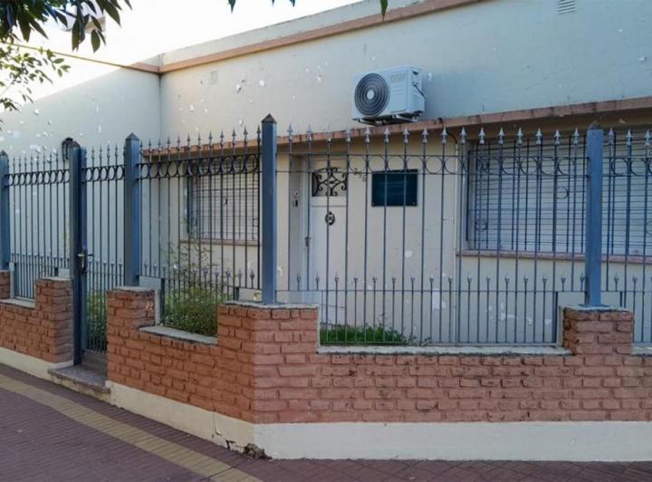 Departamento en venta - 2 Dormitorios 1 Baño - Cochera - 152Mts2 - Chivilcoy 2