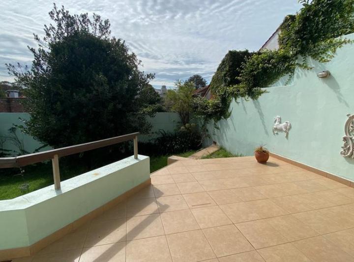 Casa en venta - 4 Dormitorios 3 Baños - Cocheras - 234Mts2 - Mar del Plata 3