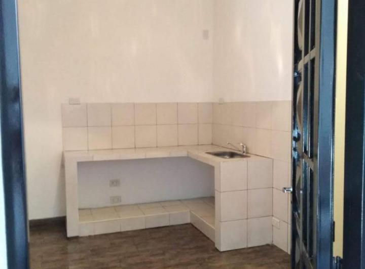 Departamentos en venta - 5 UFs - 300Mts2 - Avellaneda 5