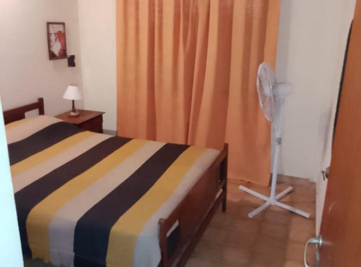 Casa en venta - 4 Dormitorios 2 Baños - 450Mts2 - Mar del Tuyú 1
