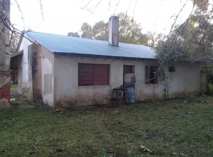 Casa en venta - 4 Dormitorios 1 Baño - 3382Mts2 - Punta Indio 3