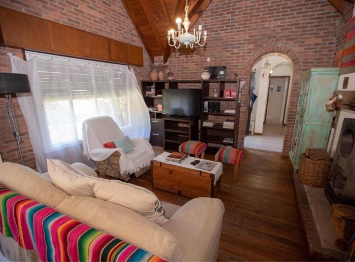 Casa en venta - 10 Dormitorios 10 Baños - 785Mts2 - Pinamar 2