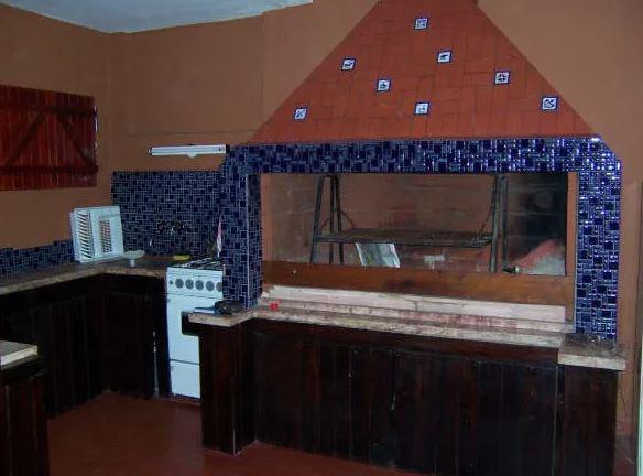 Casa en venta - 3 dormitorios 2 baños - 312mts2 - San Bernardo Del Tuyu 3