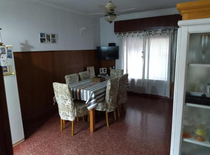 Casa en venta - 2 Dormitorios 2 Baños - 295Mts2 - San Nicolás de Los Arroyos 3