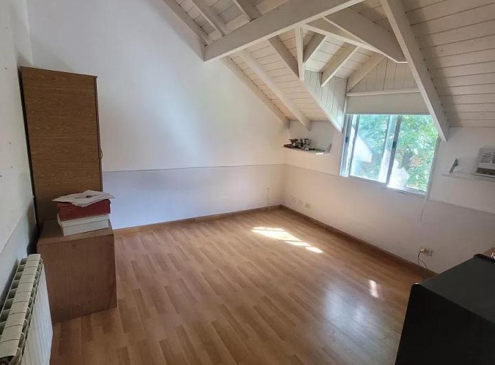 Casa en venta - 5 Dormitorios 3 Baños - 800mts2 - Pilar 5