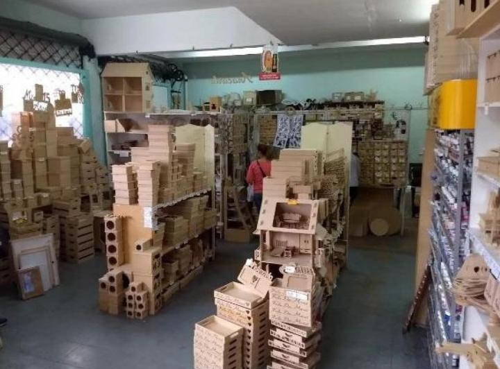 Local comercial en venta - 1 Baño 1 Depósito - 125Mts2 - San Cristóbal 3