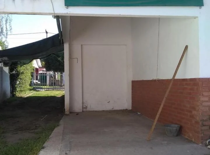 Casa en venta - 2 Dormitorios 1 Baño - 450Mts2 - Carlos Paz 5