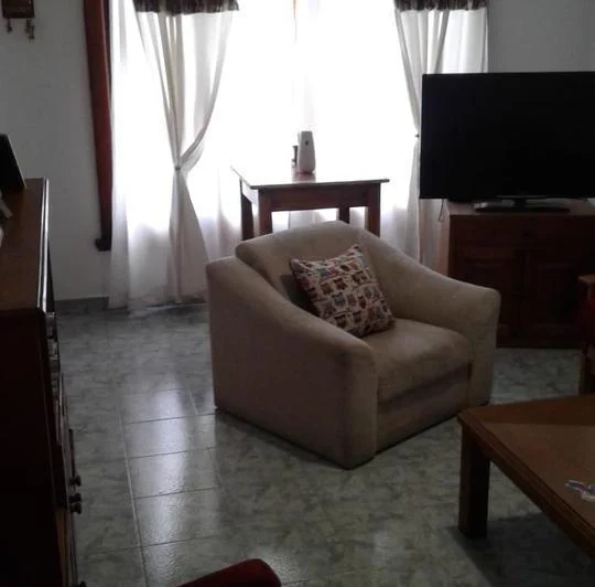 Casa en venta - 3 dormitorios 3 baños - 100mts2 - Necochea 3