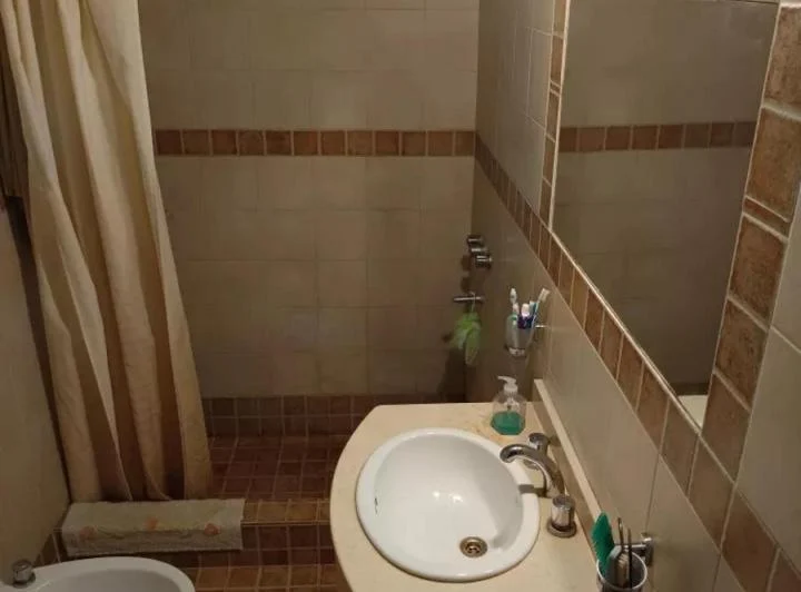 Casa en venta - 9 Dormitorios 8 Baños - Cocheras - 400Mts2 - Las Toninas 3