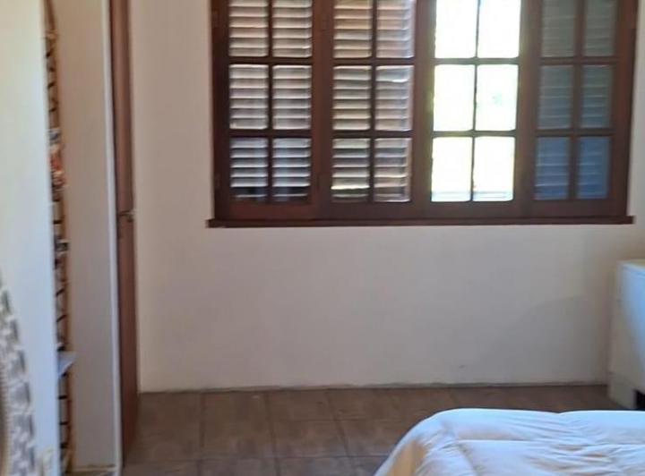Casa en venta - 4 Dormitorios 4 Baños - Cochera - 389Mts2 - Saladillo 2