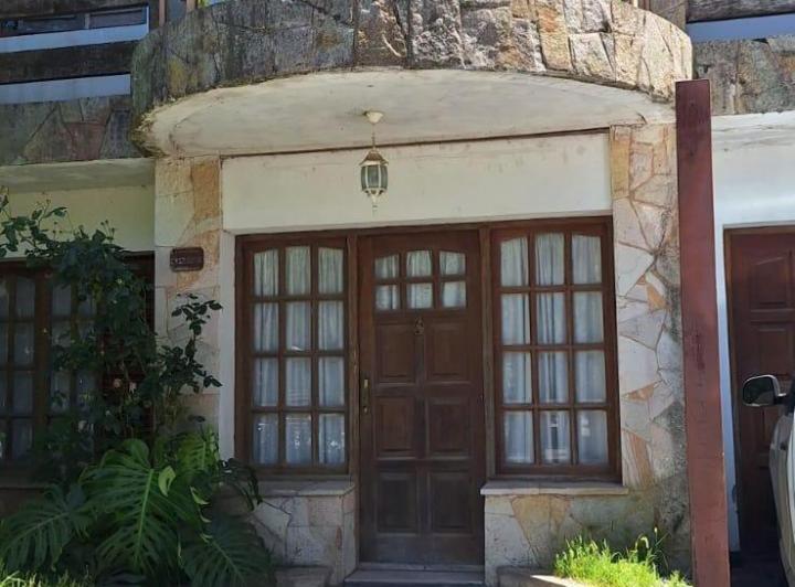 Casa en venta - 4 Dormitorios 4 Baños - Cochera - 389Mts2 - Saladillo 5
