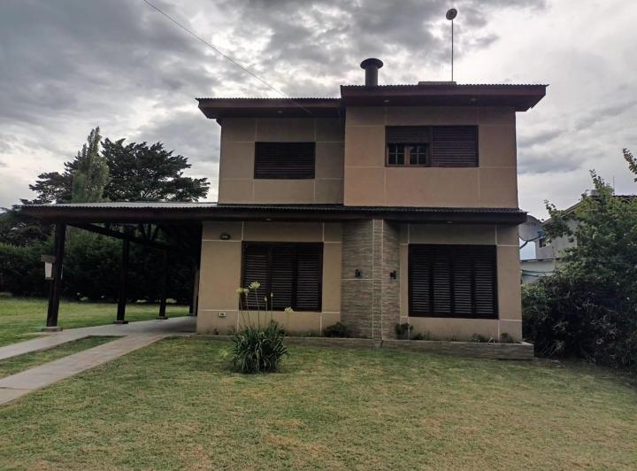 Casa en venta - 3 Dormitorios 1 Baño - Miramar 5