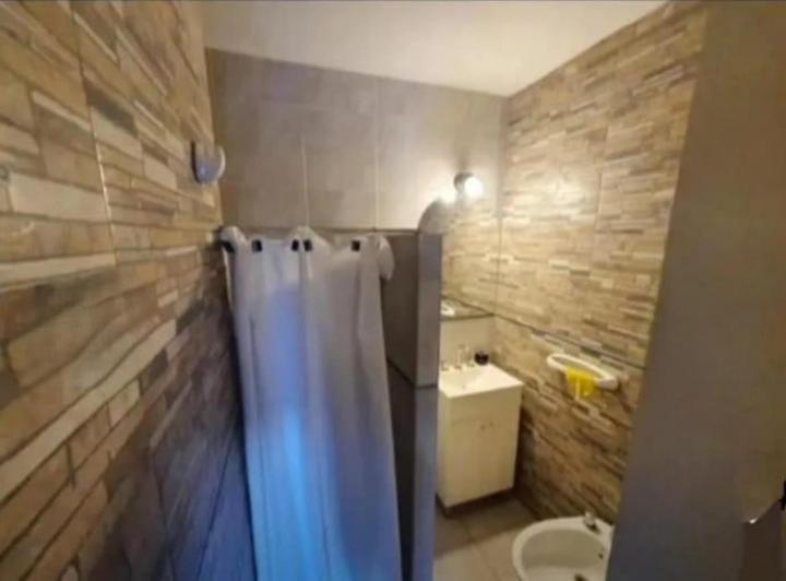 Departamento en venta - 2 Dormitorios 1 Baño - Cochera - 38Mts2 - San Bernardo 2