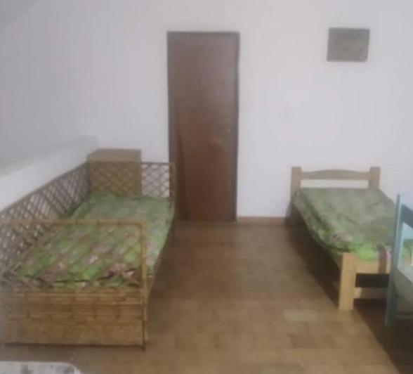 Casa venta - 4 dormitorios 2 baños - 1700mts2 totales - 120mts2 cubiertos - Mar Del Tuyu 4