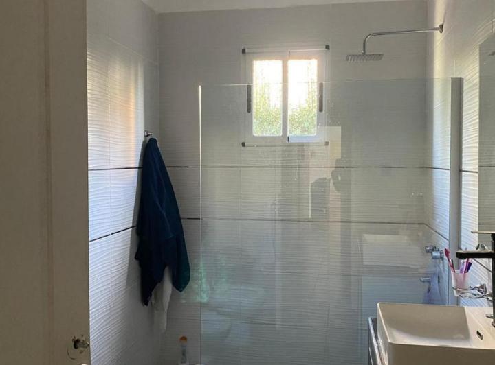 Casa en venta - 4 Dormitorios 4 Baños - Mendoza 5
