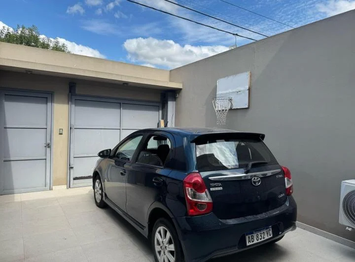Departamento en venta - 3 Dormitorios 2 Baños - Chivilcoy 3