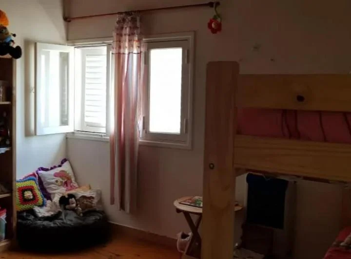Casa en venta - 4 Dormitorios 2 Baños - San Clemente del Tuyú 3