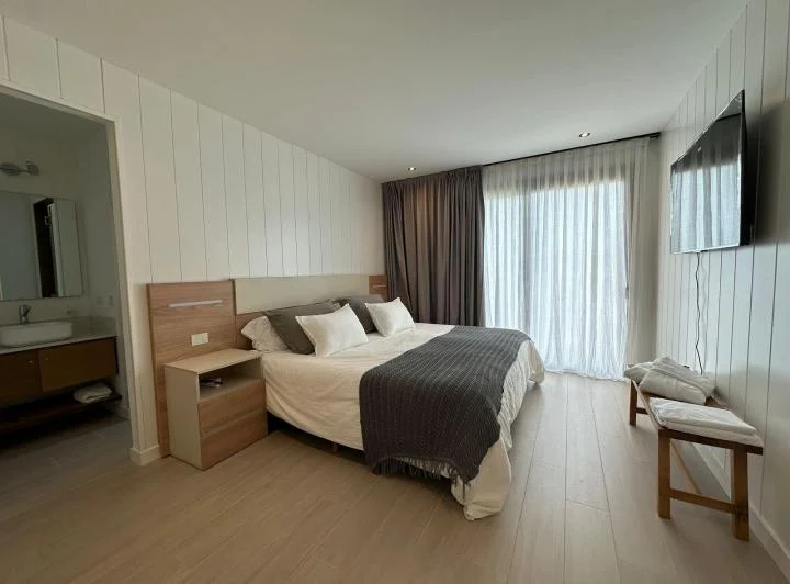 Casa en venta - 4 Dormitorios 2 Baños - 1.002Mts2 - Pinamar 5