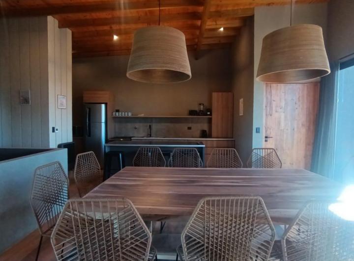 Casa en venta - 5 Dormitorios 5 Baños - Pinamar 2