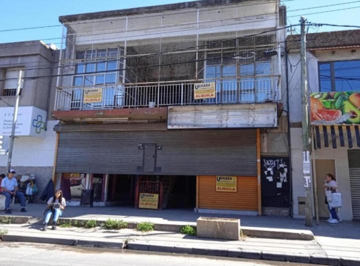 Locales en venta - 3 UFs - San Miguel 5