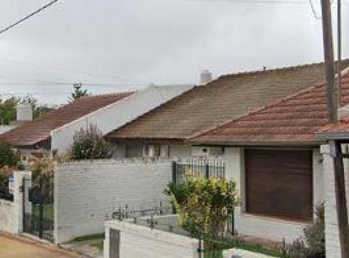 Casa en venta - 3 Dormitorios 2 Baños - Cochera - 650Mts2 - Tandil 3