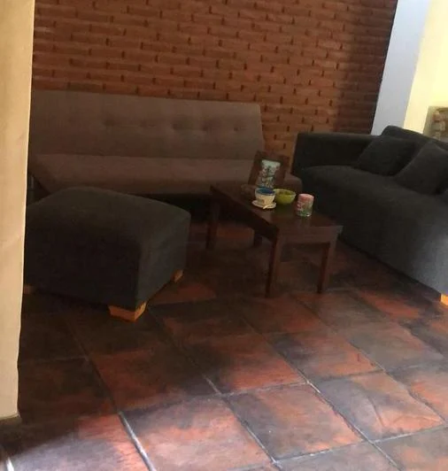 Casa en venta - 4 Dormitorios 3 Baños 2 Cocheras - 440Mts2 - Necochea 2